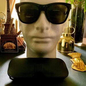 Vintage Yves Saint Laurent Sunglasses with case. YSL 2352/S. Black